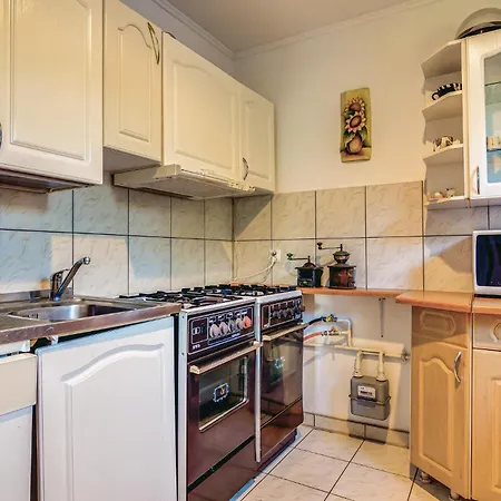 8 Bedroom Beautiful In *