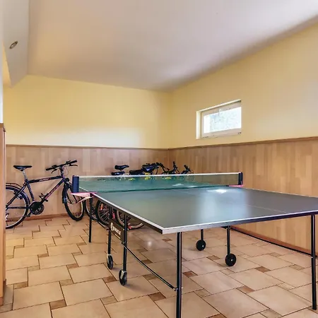 Ferienhaus 8 Bedroom Beautiful In