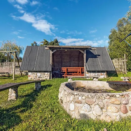 8 Bedroom Beautiful In Ferienhaus *