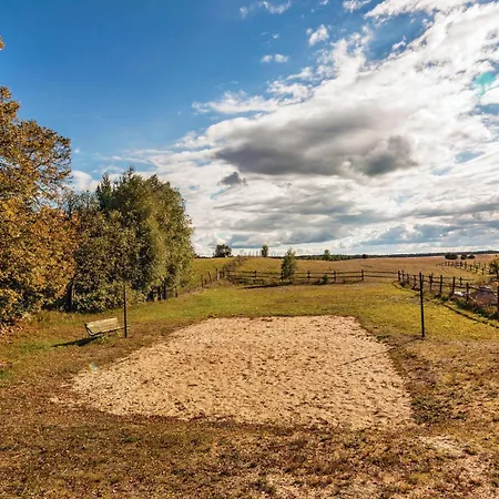 8 Bedroom Beautiful In *