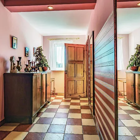 8 Bedroom Beautiful In Miastko (Bytow)