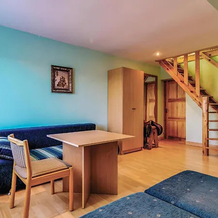 Ferienhaus 8 Bedroom Beautiful In