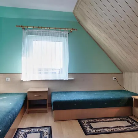 8 Bedroom Beautiful In Ferienhaus