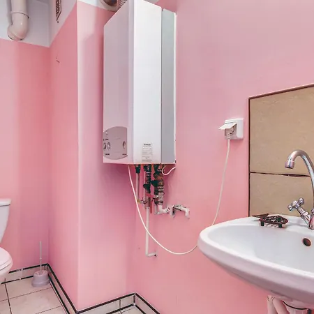 8 Bedroom Beautiful In *