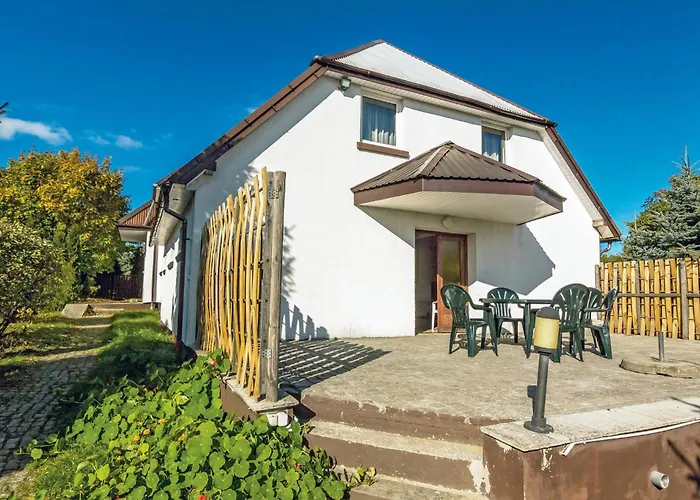 8 Bedroom Beautiful In 度假居 米亚斯特科