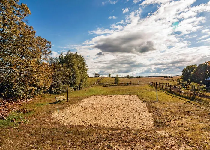 8 Bedroom Beautiful In *