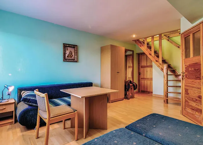 度假居 8 Bedroom Beautiful In