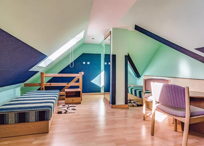 8 Bedroom Beautiful In 度假居 *