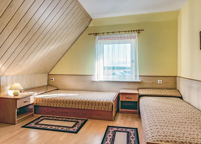 度假居 8 Bedroom Beautiful In